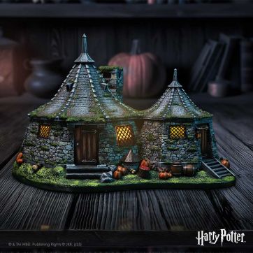 Harry Potter Hagrids Hut Light up Figurine 20cm