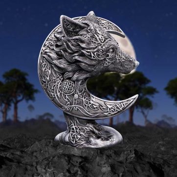 Celtic Crescent 25cm